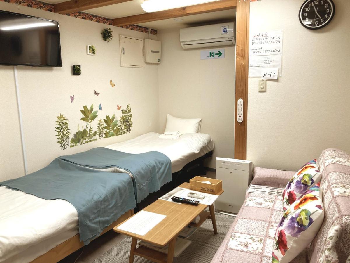 The Familiar Inn ー 旅館ホテル業 Osaka Exterior photo